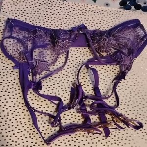 Victoria's Secret Garter Belt Sheer Stars Strappy Very Sexy